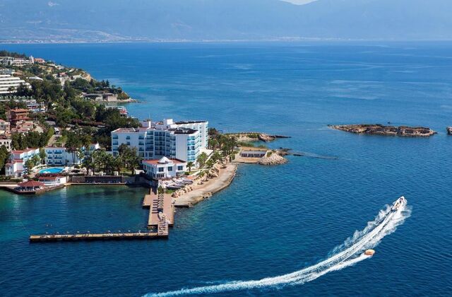 KUŞADASI 5*LE BLEU HOTEL & RESORT YILBAŞI 1 GECE