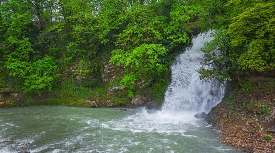 UÇAKLI BATUM TURU